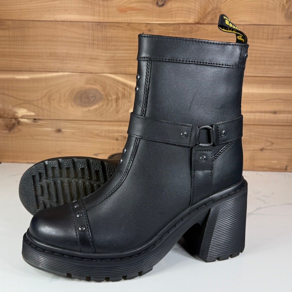 Dr. Martens Spence HRNS Black Leather Studded Harness Boots Womens Size 9
